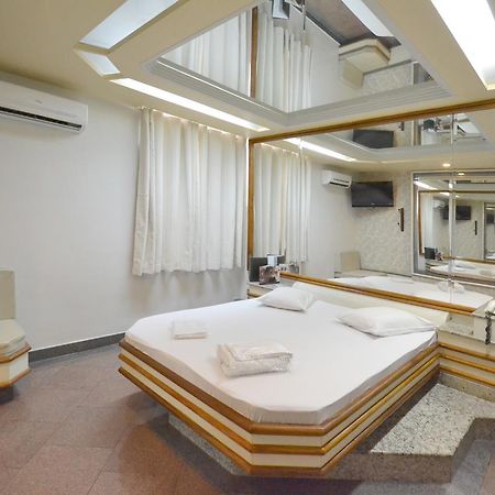 Lamour Motel Duque de Caxias Kültér fotó
